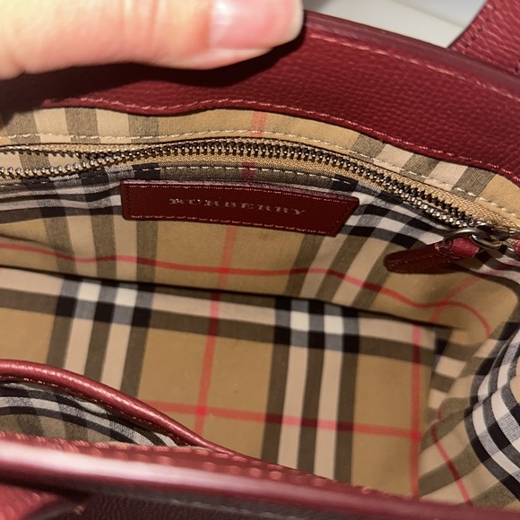 Authentic Burberry Small Banner Leather Bag - Picture 5 of 8